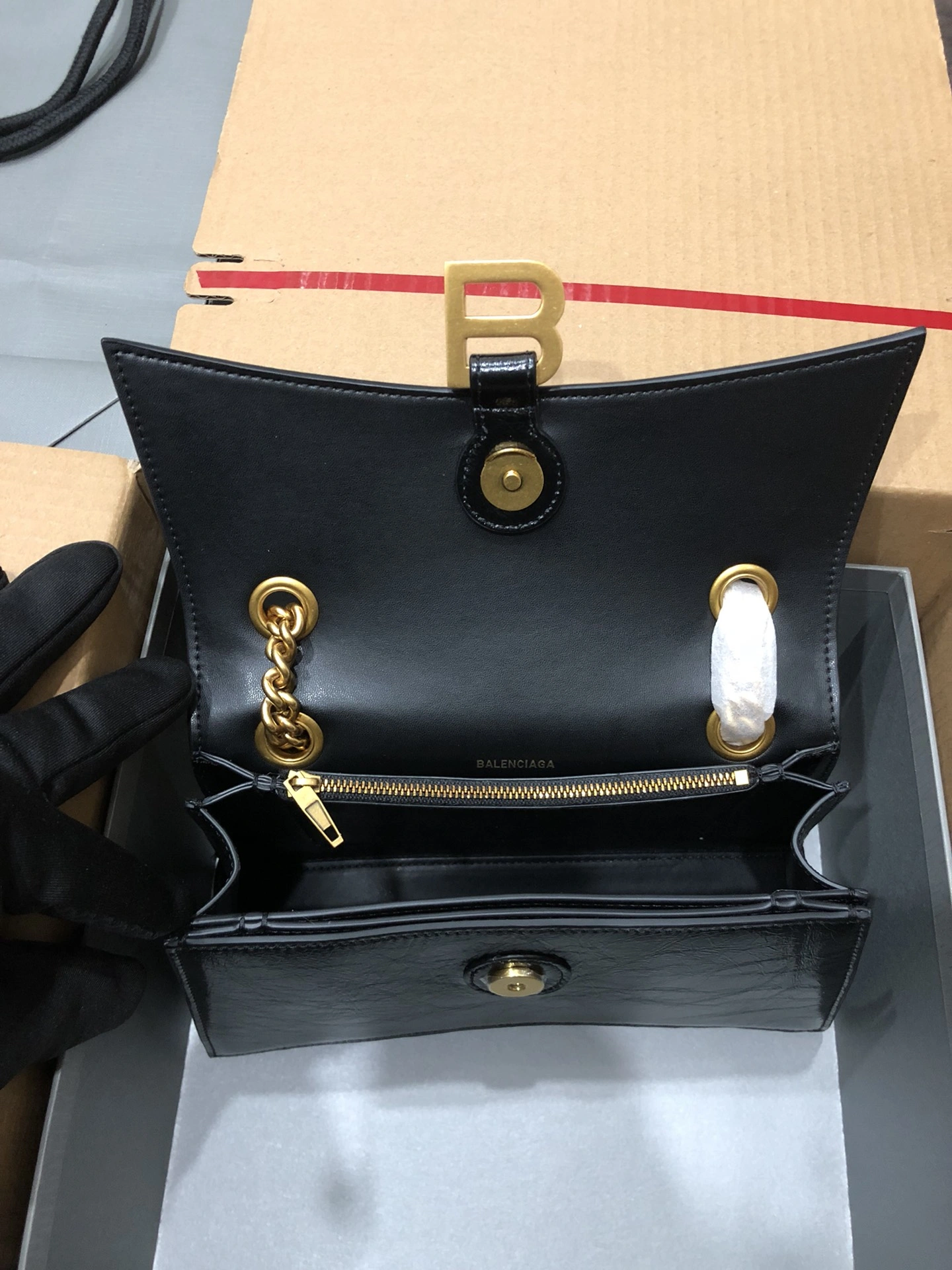 B*alenciaga Crossbody bag Top Quality HT 20231017-85 25*15*9.5 cm Minimalist 9074