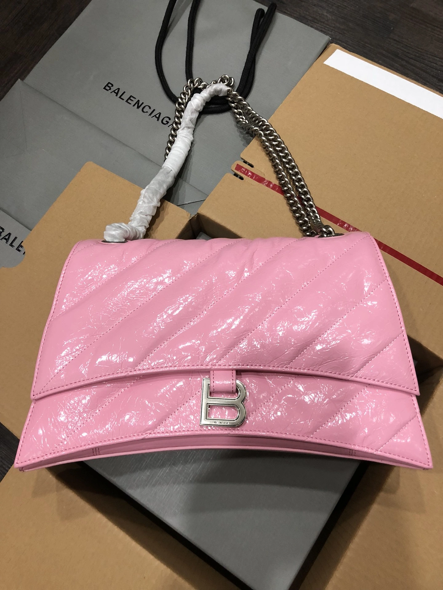 TechFriendly B*alenciaga Crossbody bag Top Quality HT 20231017-90 31*20* 9069