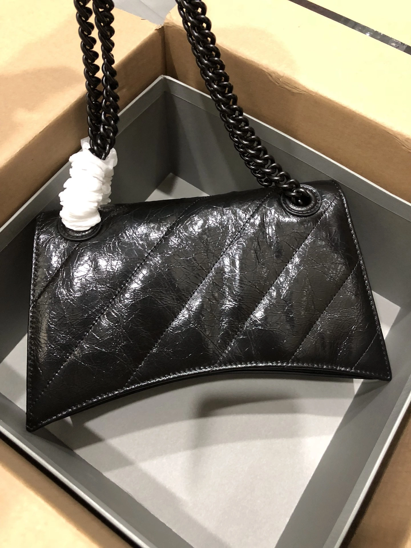 WrinkleFree B*alenciaga Crossbody bag Top Quality HT 20231017-91 25*15*9.5 cm 9068