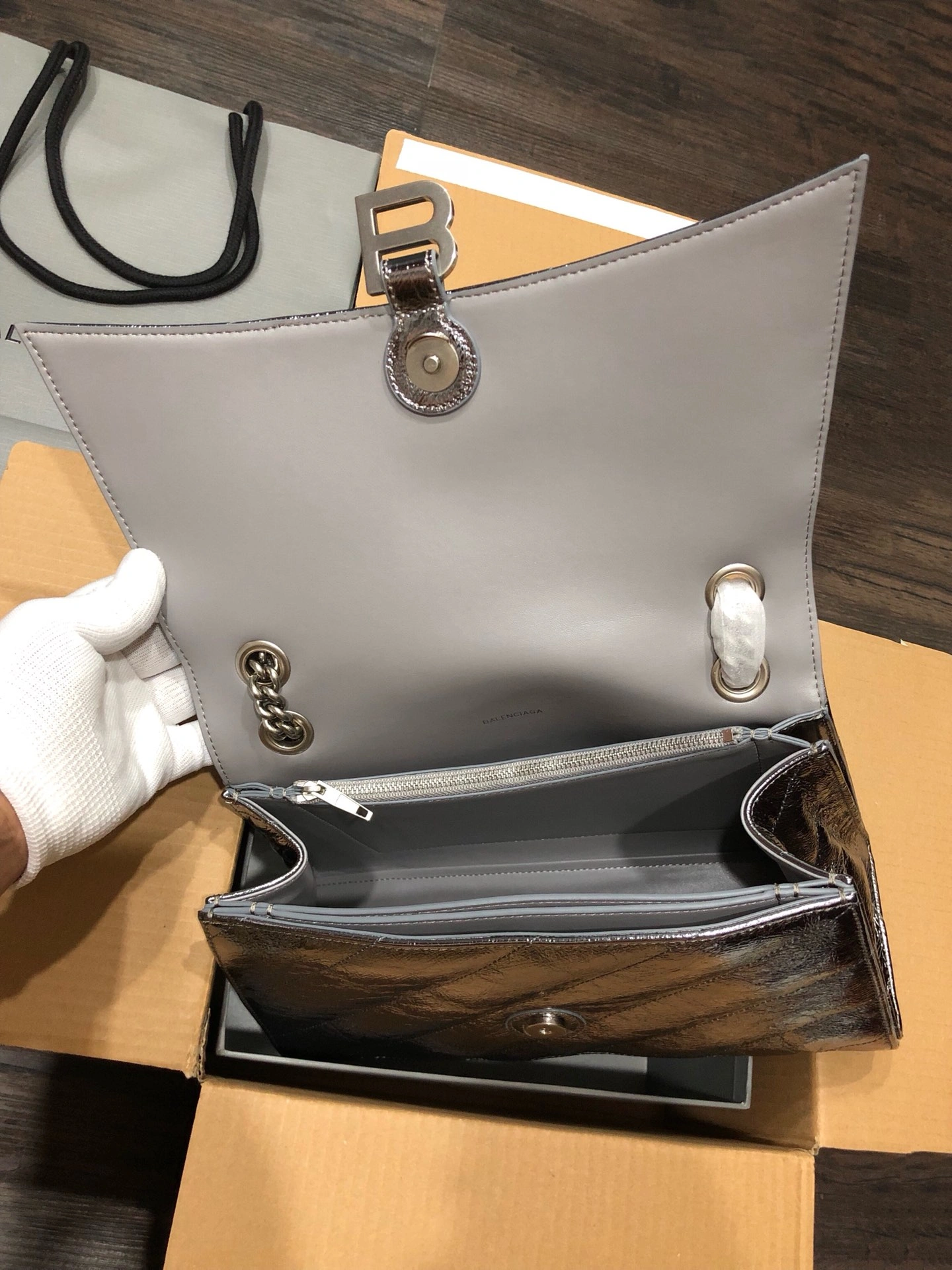 B*alenciaga Crossbody bag Top Quality HT 20231017-94 31*20* TopPick 9066