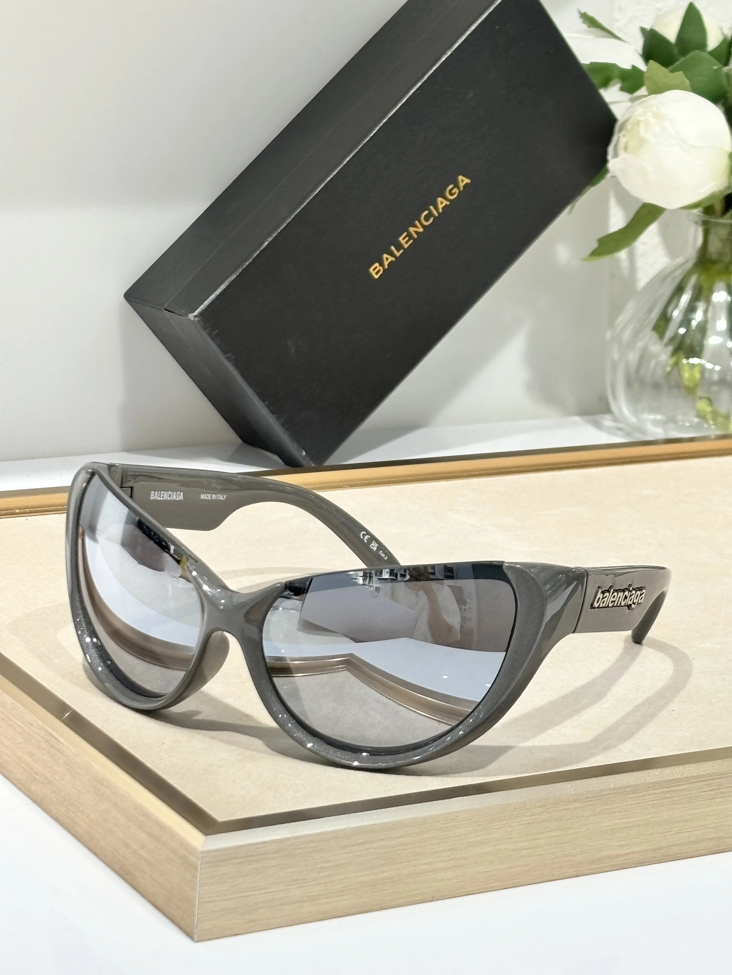 OnTrend B*alenciaga Glasses Top XX 20240408- 17184