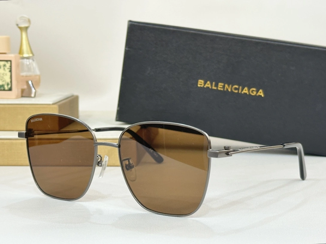 Tailored B*alenciaga Glasses Top XX 20240505- 17183