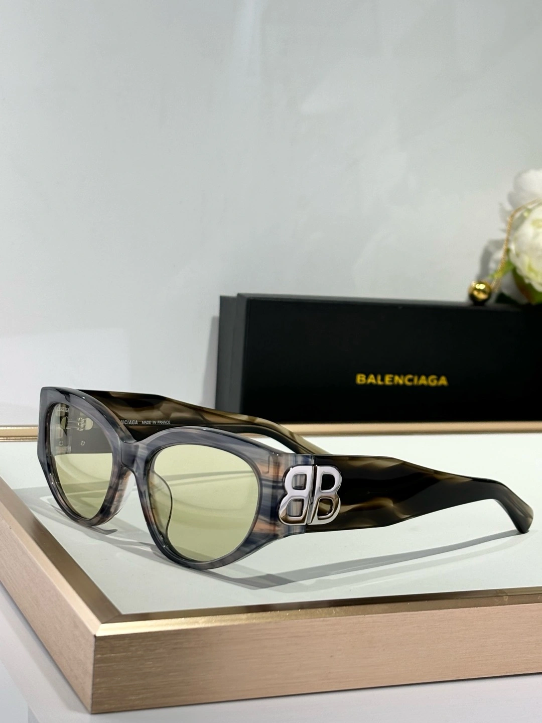 TechFriendly B*alenciaga Glasses Top XX 20250113- 17176