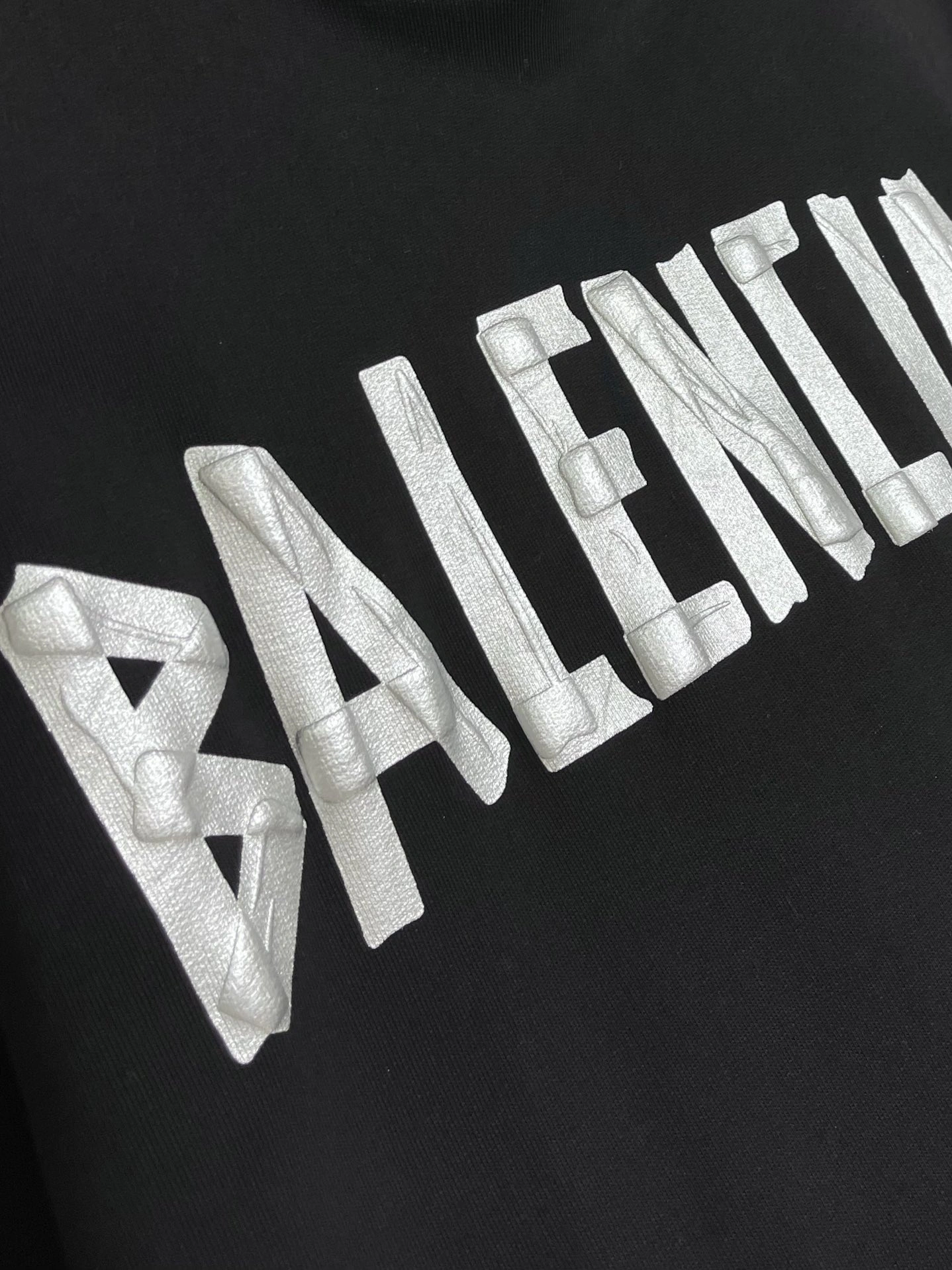 TravelReady B*alenciaga Hoodies Top Quality D17 20240819- 10096