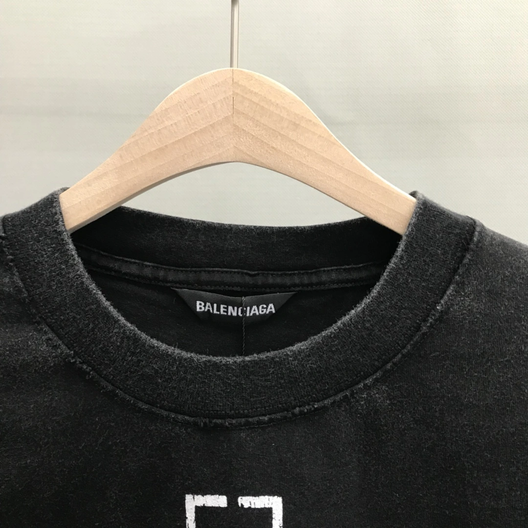 Versatile B*alenciaga Hoodies Top Quality DSX 20230922- 10791