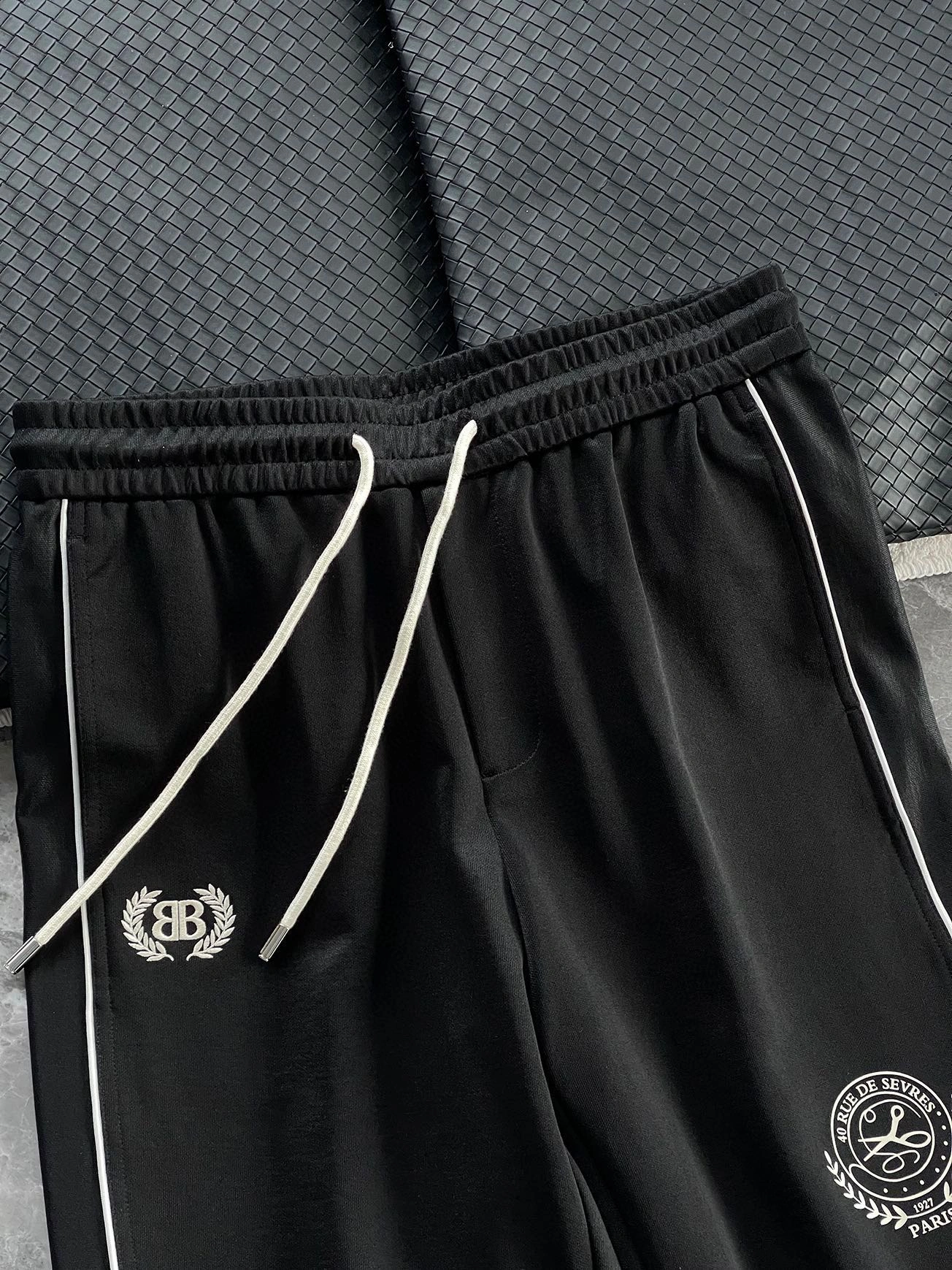 B*alenciaga Pants Top Quality D17 202404019- Durable 10516