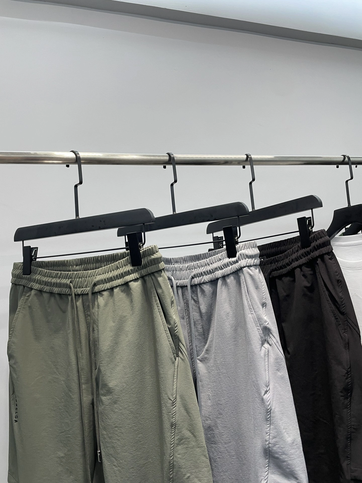 Durable B*alenciaga Pants Top Quality D17 20240504- 10472