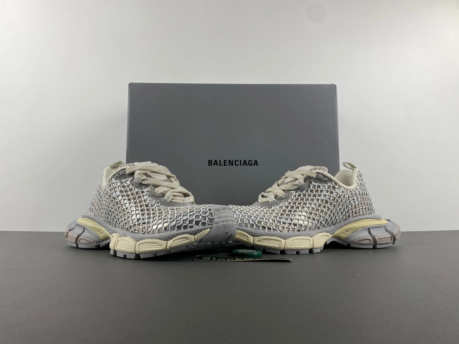 B*alenciaga Sneaker Low AM20250410- Versatile 4223