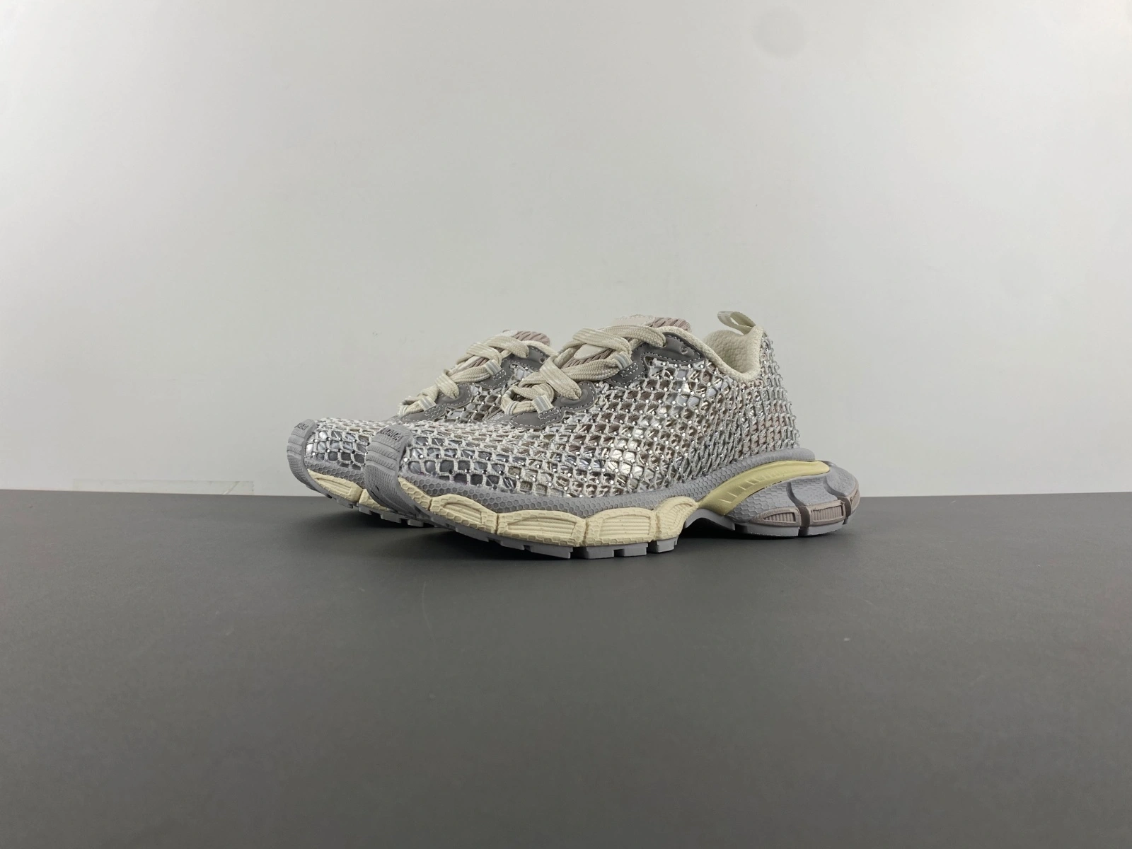 B*alenciaga Sneaker Low AM20250410- Versatile 4223