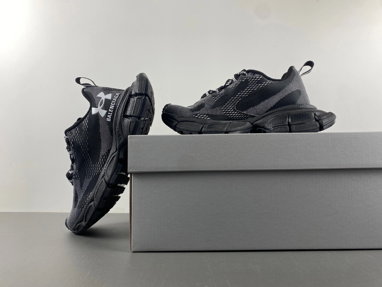 WeatherProof B*alenciaga Sneaker Low AM20250410- 4221