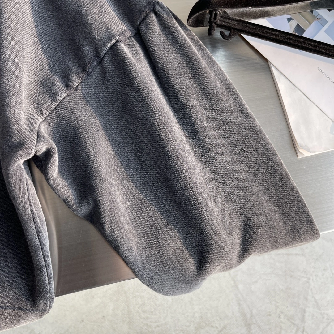 TravelReady B*alenciaga Sweatshirt Top Quality AZ 20231019- 10625