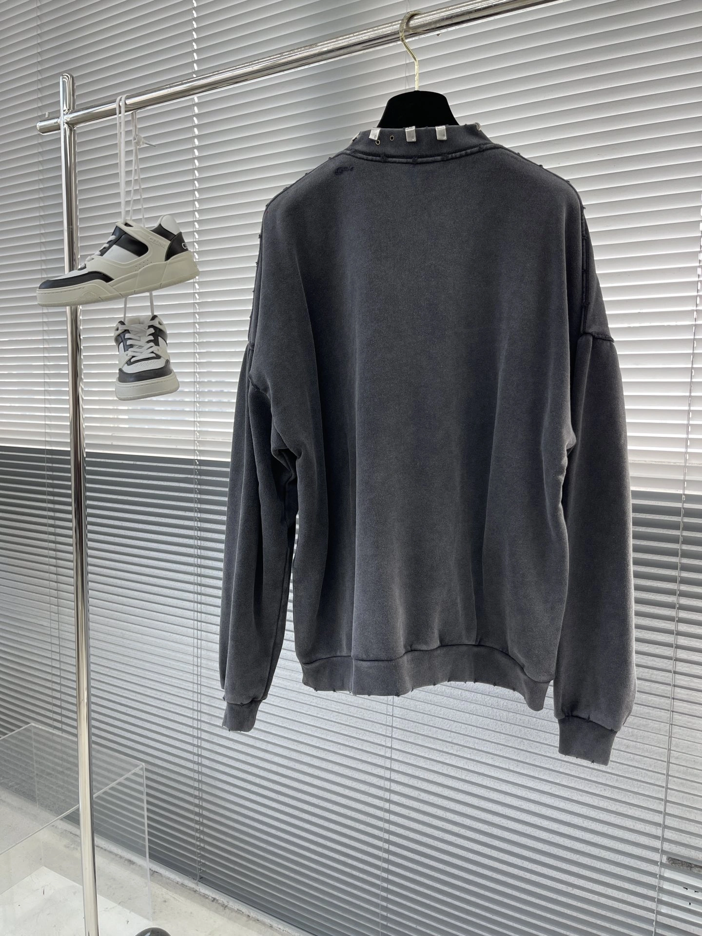 Sleek B*alenciaga Sweatshirt Top Quality AZ 20231024- 10614
