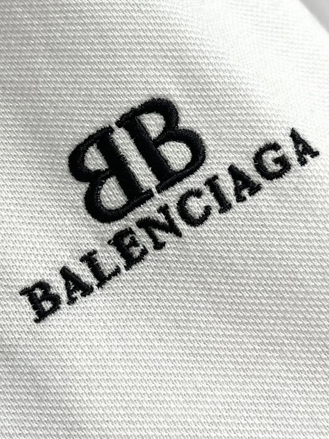 B*alenciaga T-shirt Top Quality D17 20240320- FashionForward 10585