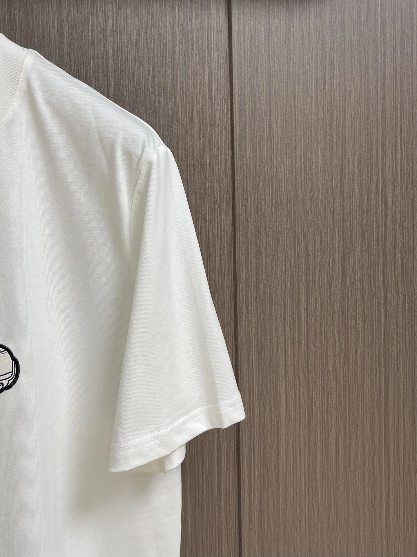 Reliable B*alenciaga T-shirt Top Quality D17 20240520- 10408