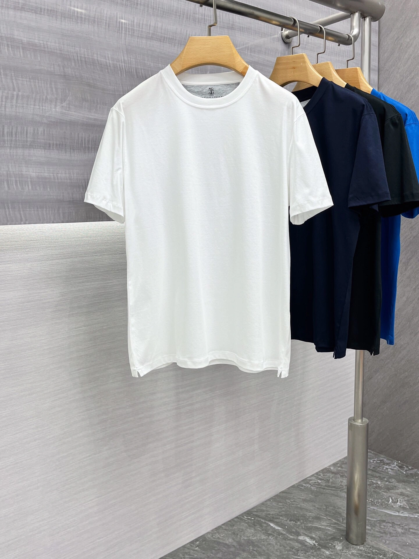 B*alenciaga T-shirt Top Quality D17 20240807- ModernLook 10103