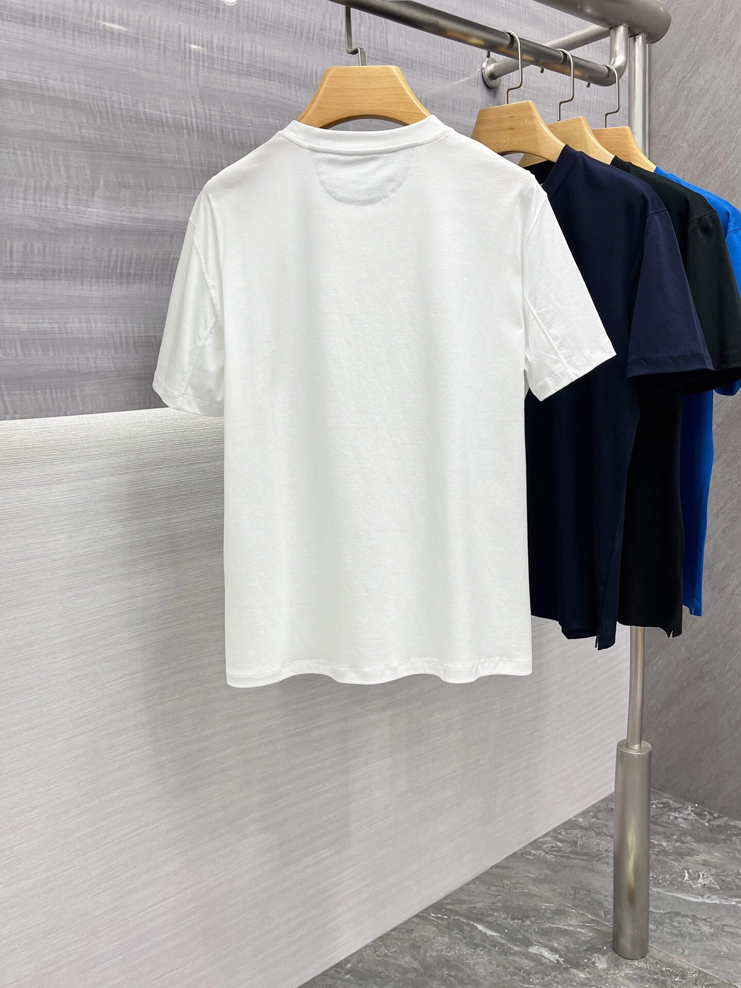 B*alenciaga T-shirt Top Quality D17 20240807- ModernLook 10103