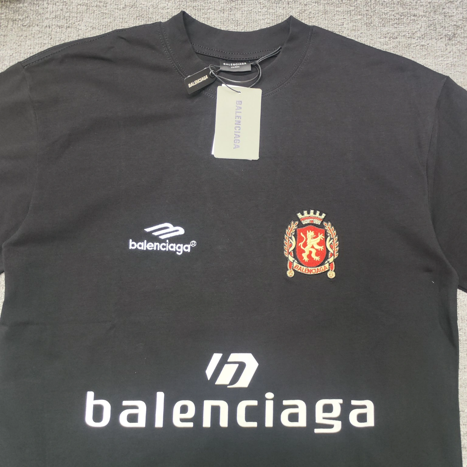 Bold B*alenciaga T-shirt Top Quality so 20240713- 10140