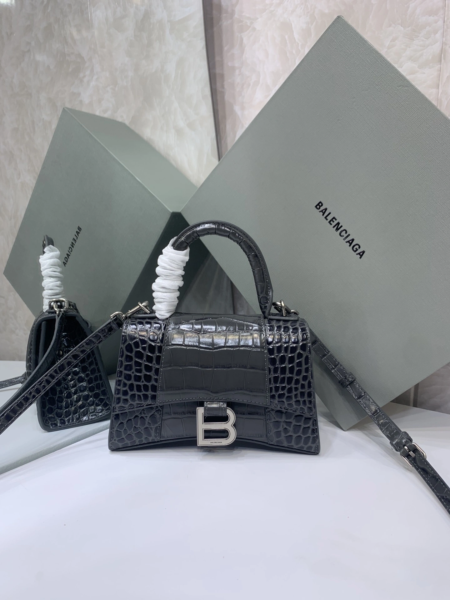 EyeCatching B*alenciaga Top Bag 9141