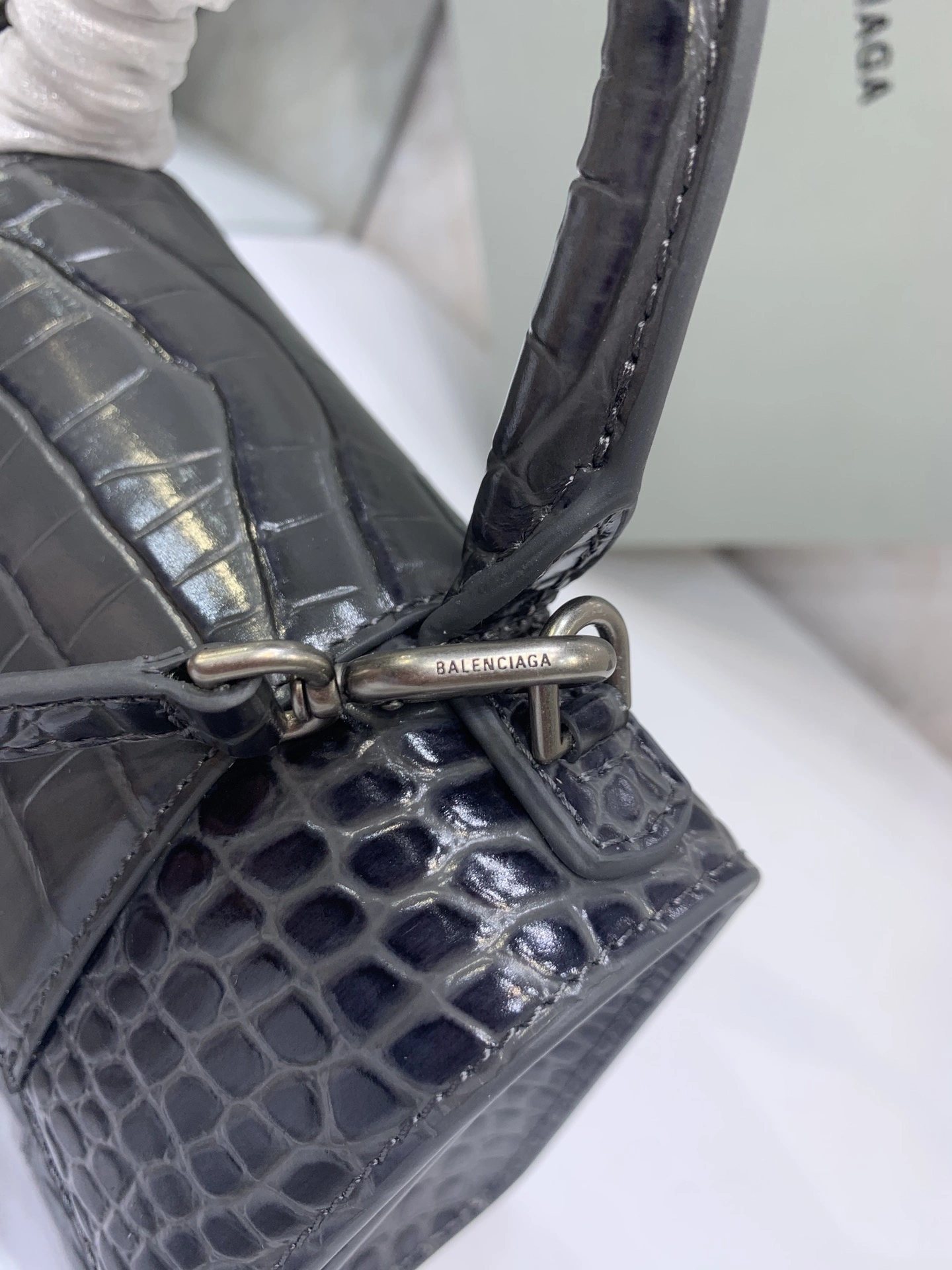 EyeCatching B*alenciaga Top Bag 9141