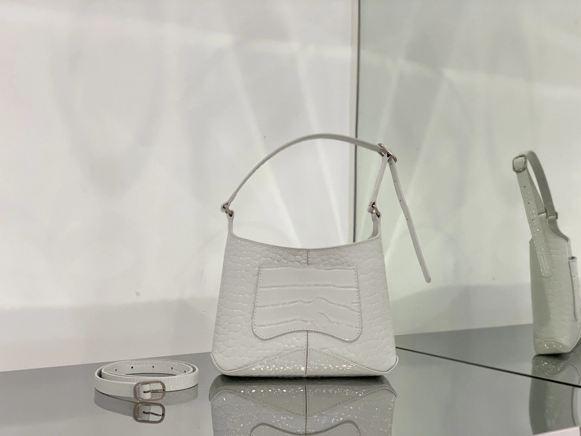 Durable B*alenciaga Top Bag 19.8*18.8*4.8cm 9195