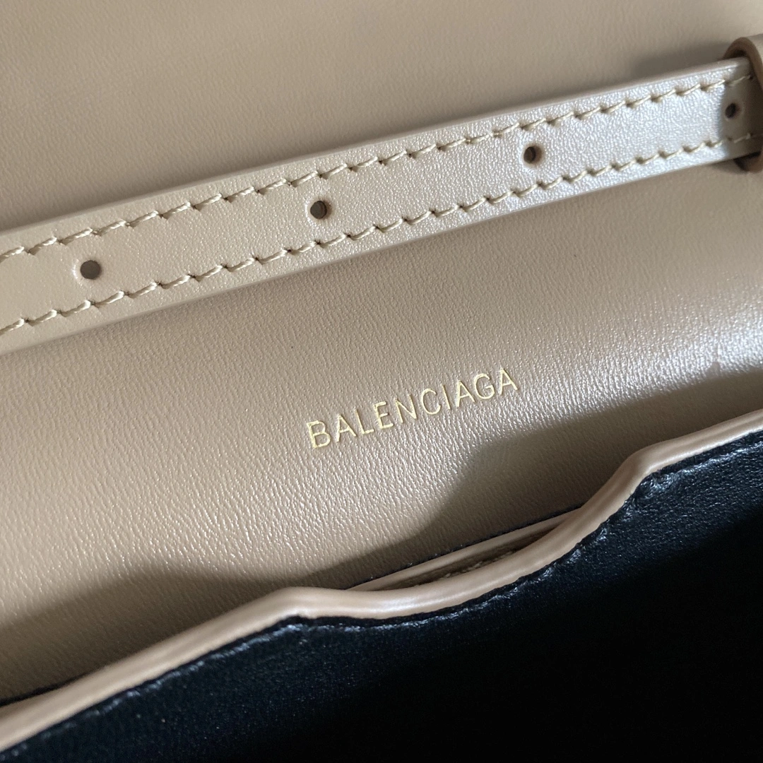 Neat B*alenciaga Top Bag 19*14*7cm 9173
