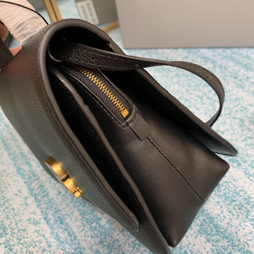 B*alenciaga Top Bag 22*10*17cm TopPick 9110