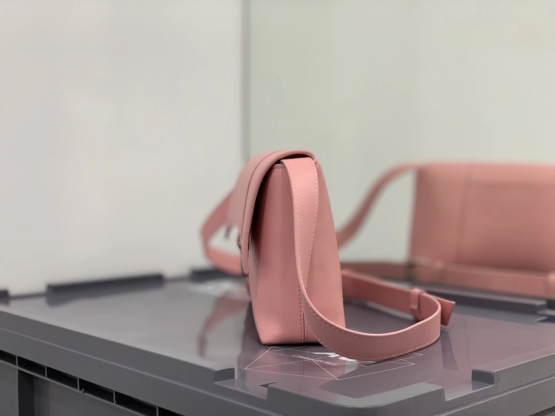 Versatile B*alenciaga Top Bag 25.5*6*16cm 9114