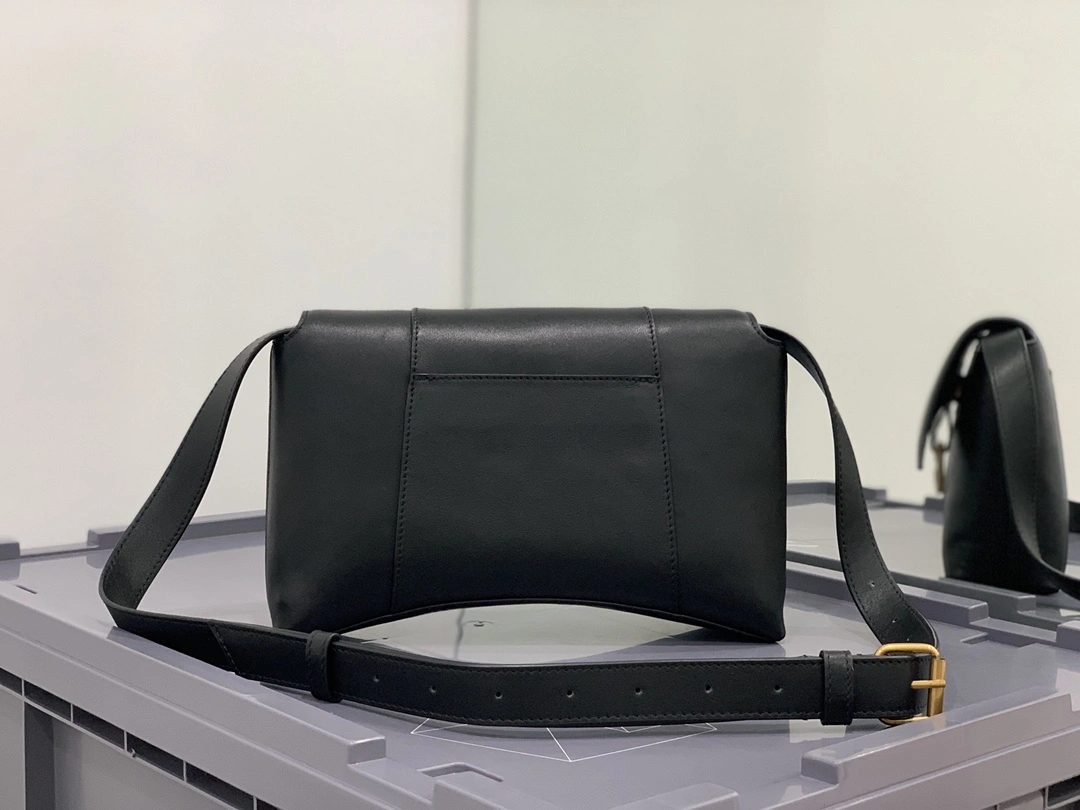 Stylish B*alenciaga Top Bag 25.5*6*16cm 9113