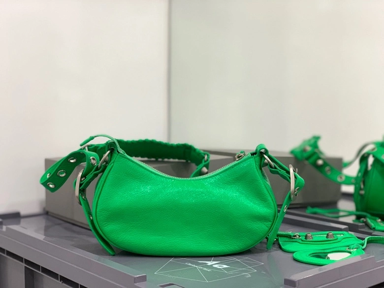 B*alenciaga Top Bag 25*16*6.5cm Stretchable 9102