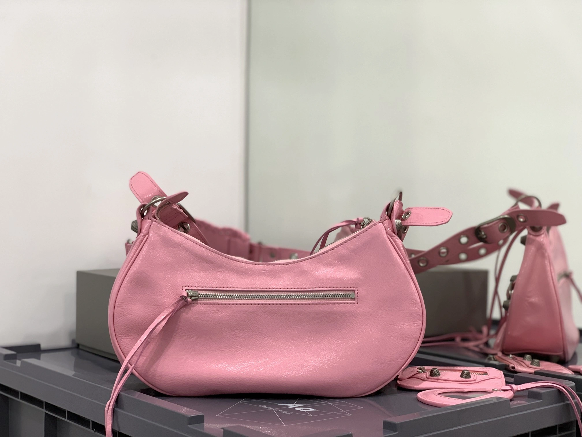 TechFriendly B*alenciaga Top Bag 33*16*8.4cm 9181