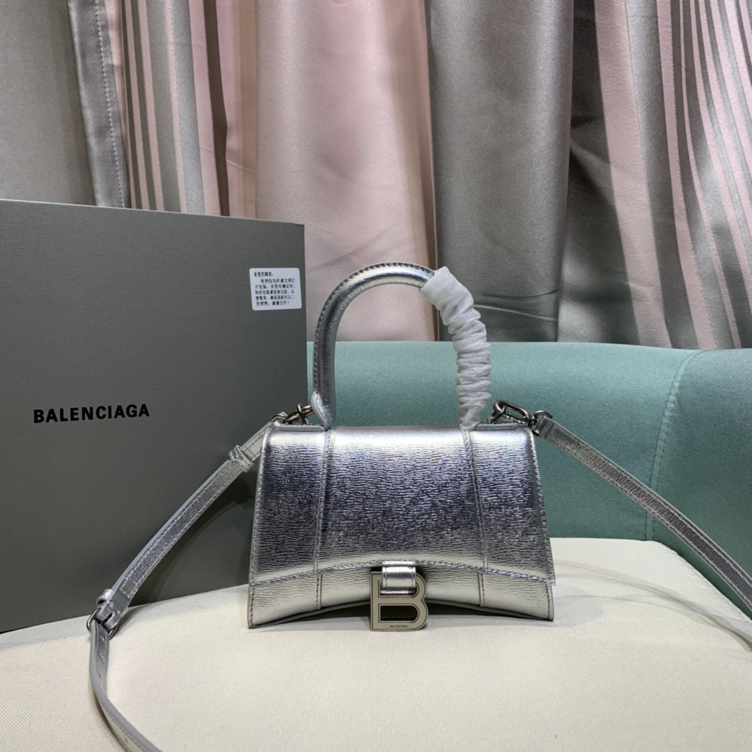 Bold B*alenciaga Top Bag 9123