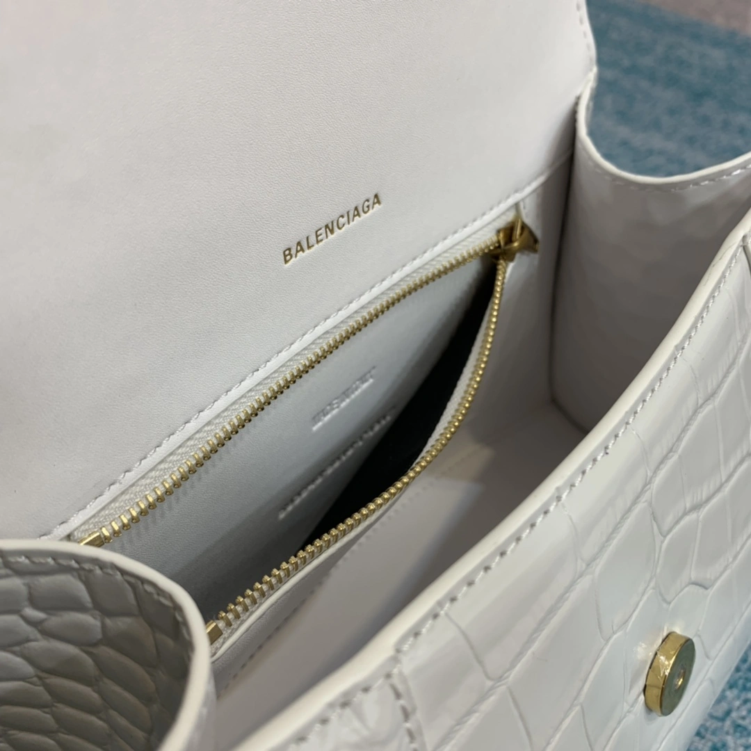 Cozy B*alenciaga Top Bag 9121