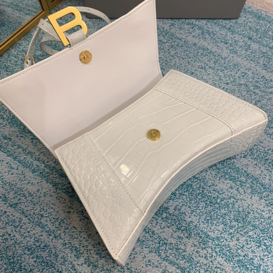 Cozy B*alenciaga Top Bag 9121