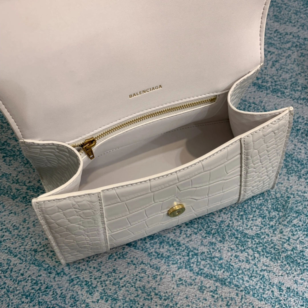 Cozy B*alenciaga Top Bag 9121