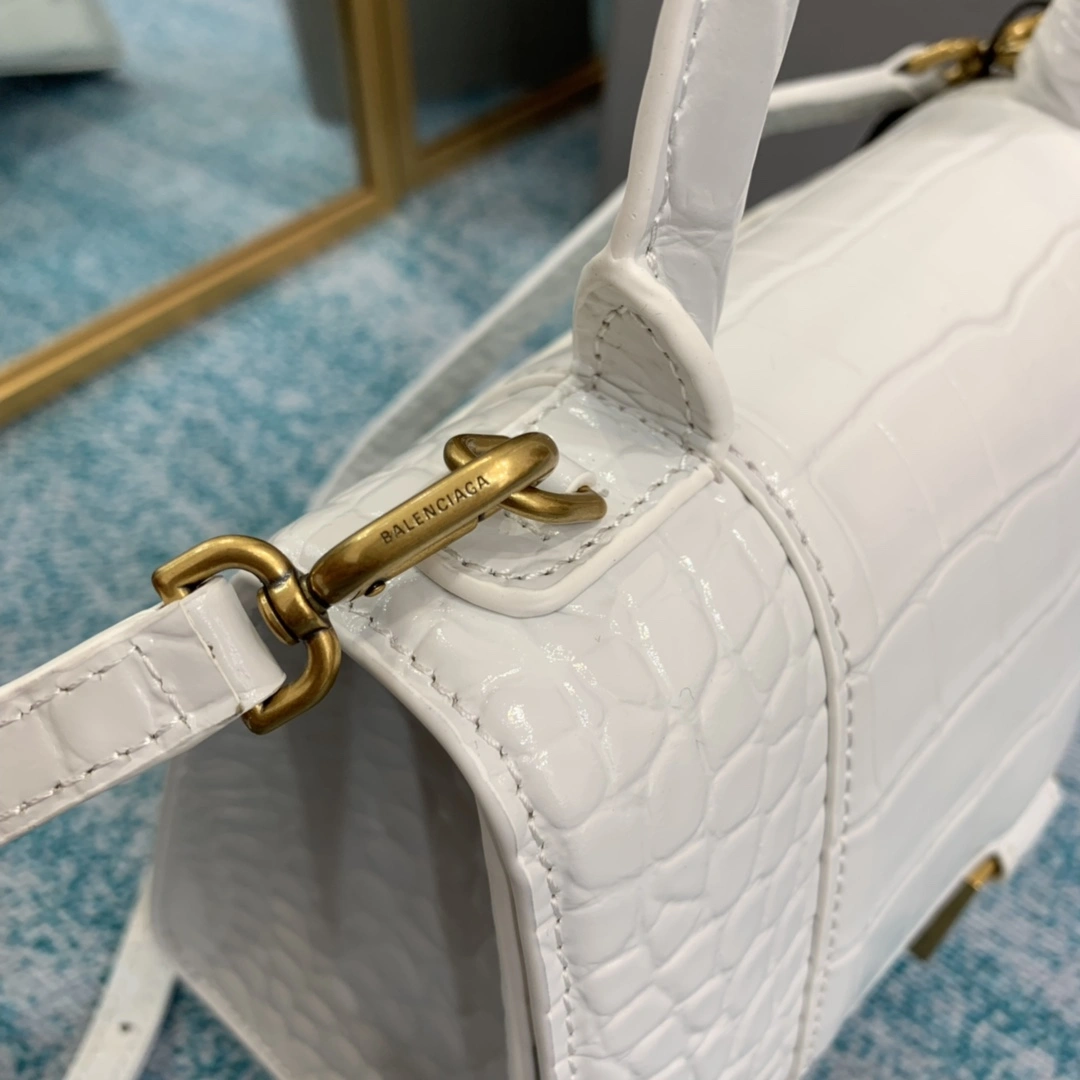 Cozy B*alenciaga Top Bag 9121