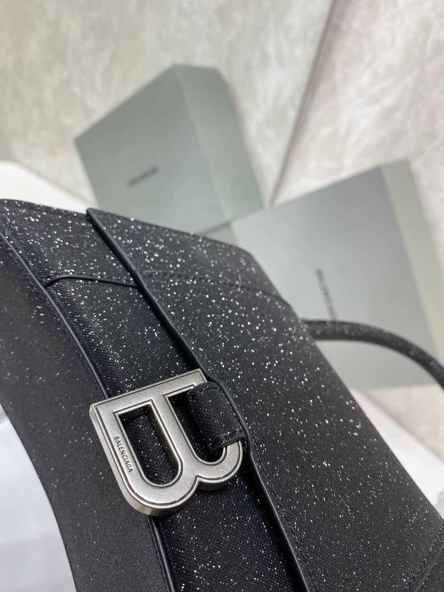 Lightweight B*alenciaga Top Bag 9101
