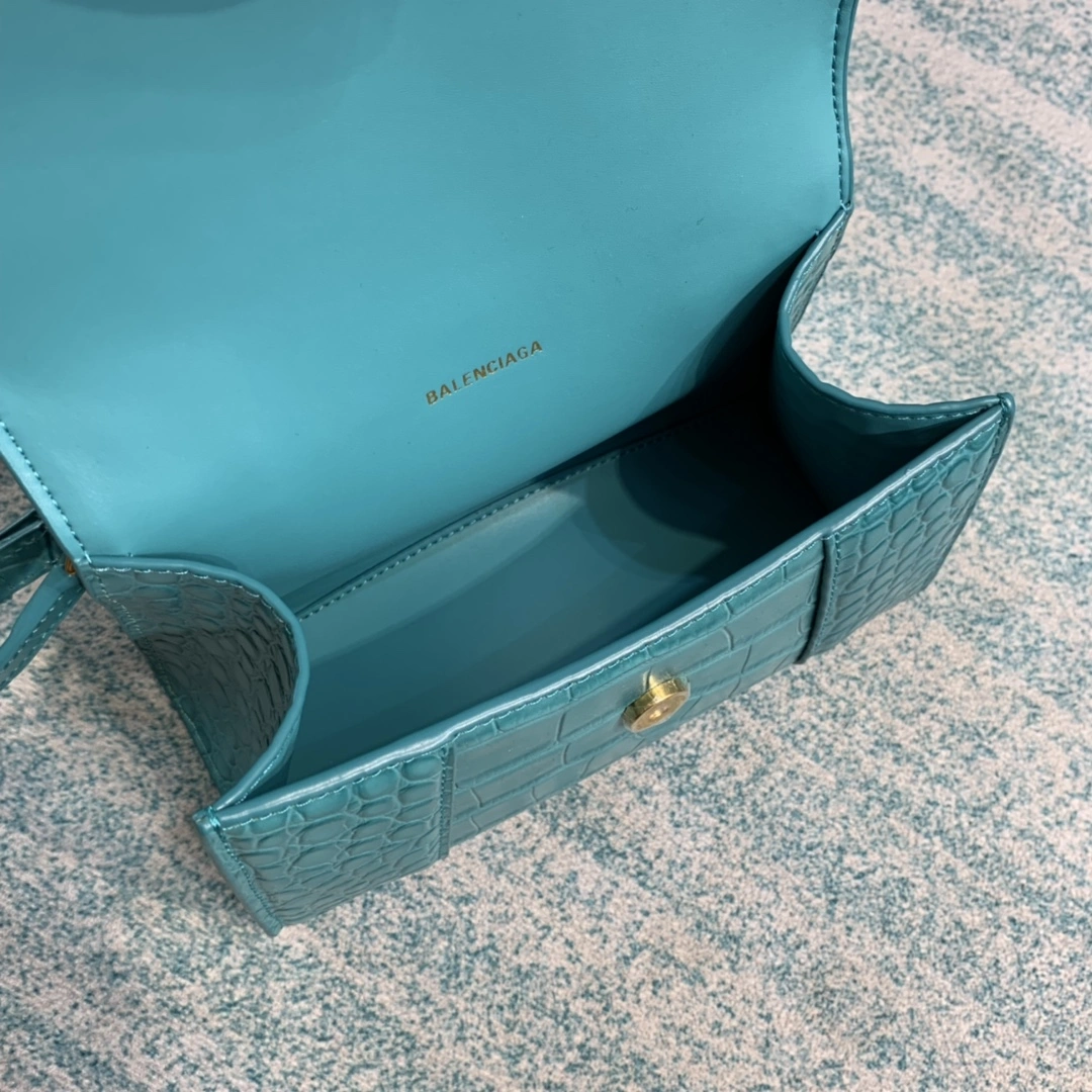 Tailored B*alenciaga Top Bag 9150
