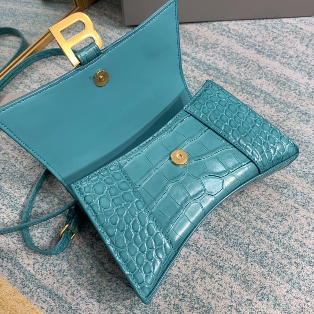 Tailored B*alenciaga Top Bag 9150