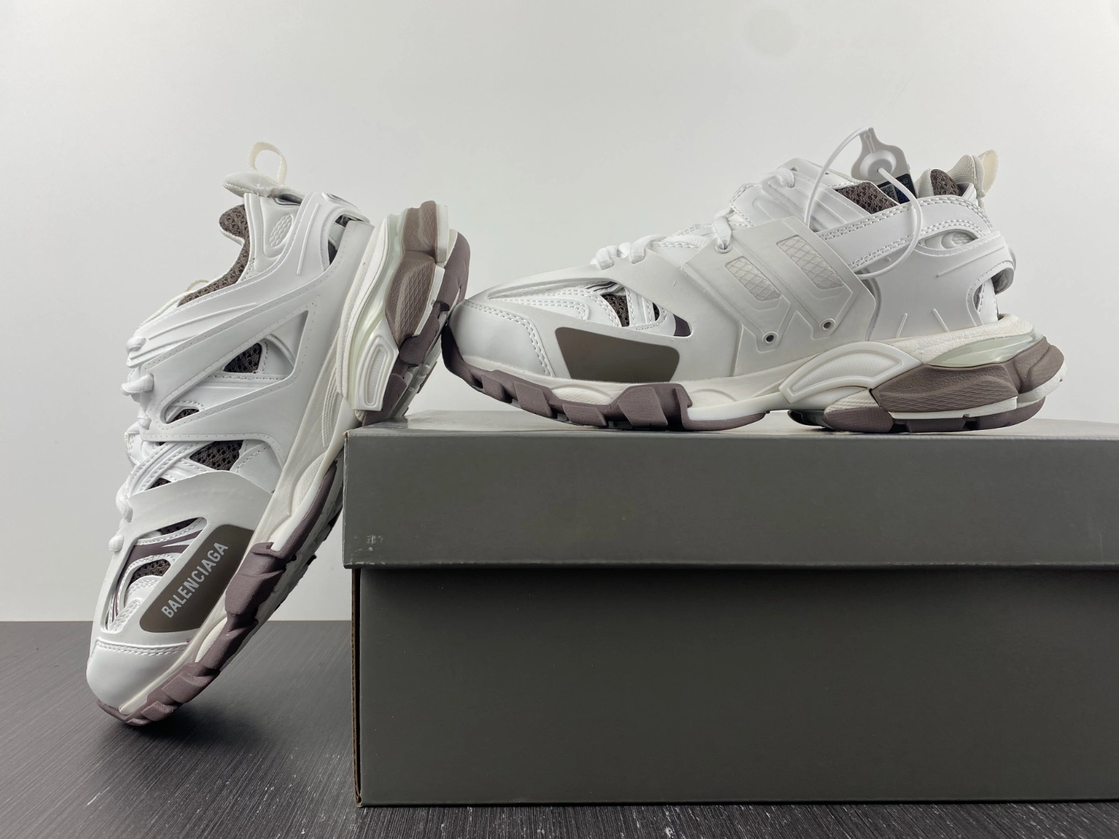 Packable B*alenciaga Track AM221114- 4531