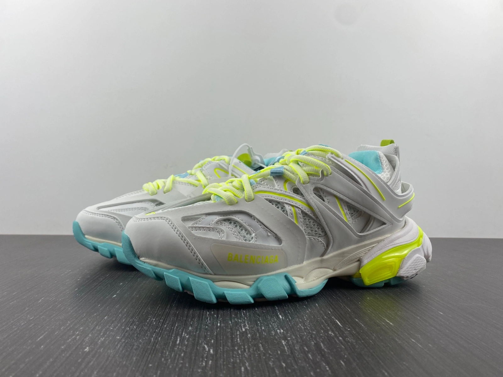 Stylish B*alenciaga Track AM221114- 4530
