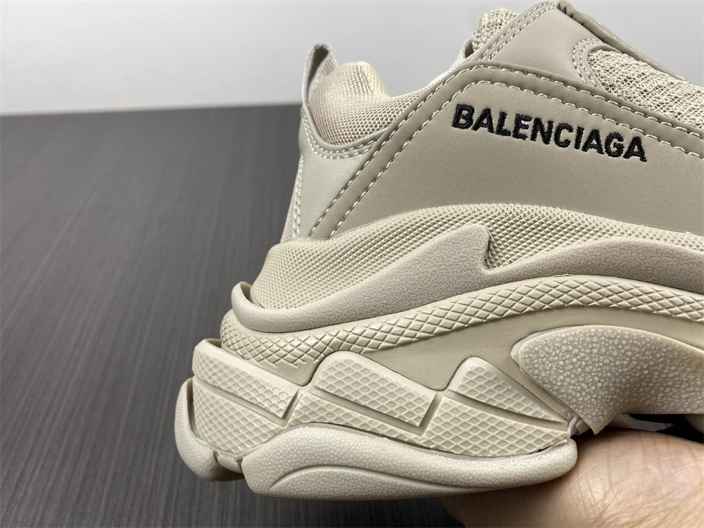 Compact B*alenciaga Triple S Beige 524039W2FW 4595