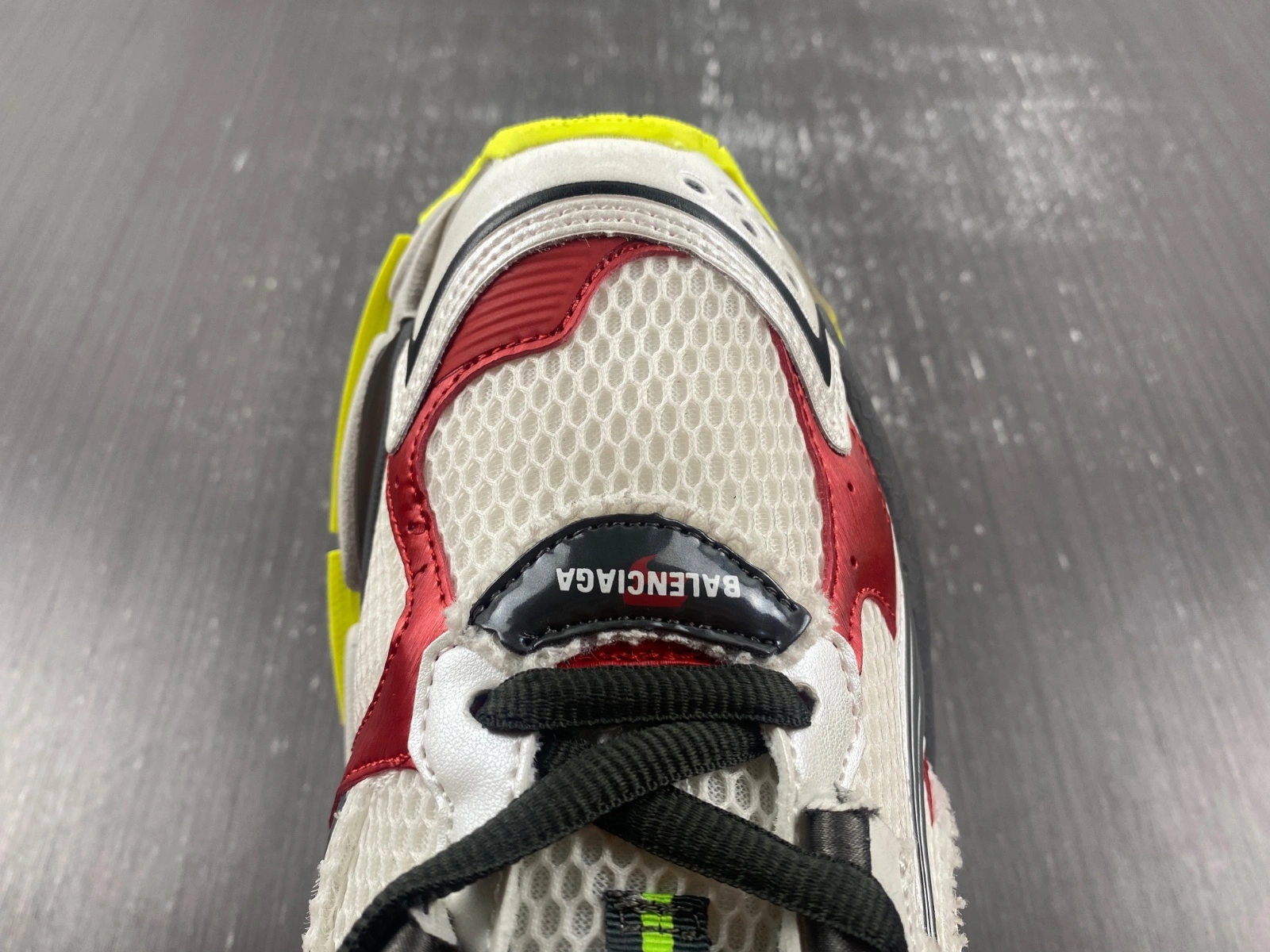 Stylish B*alenciaga runner AM 20230907- 4422