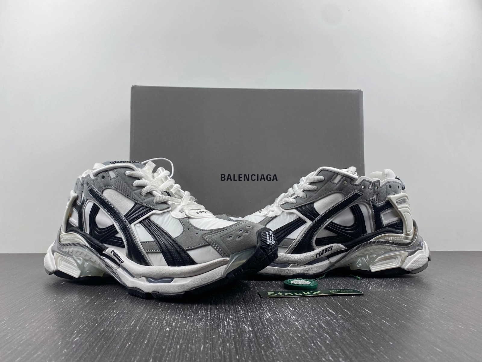 Soft B*alenciaga runner AM 20231016- 4417
