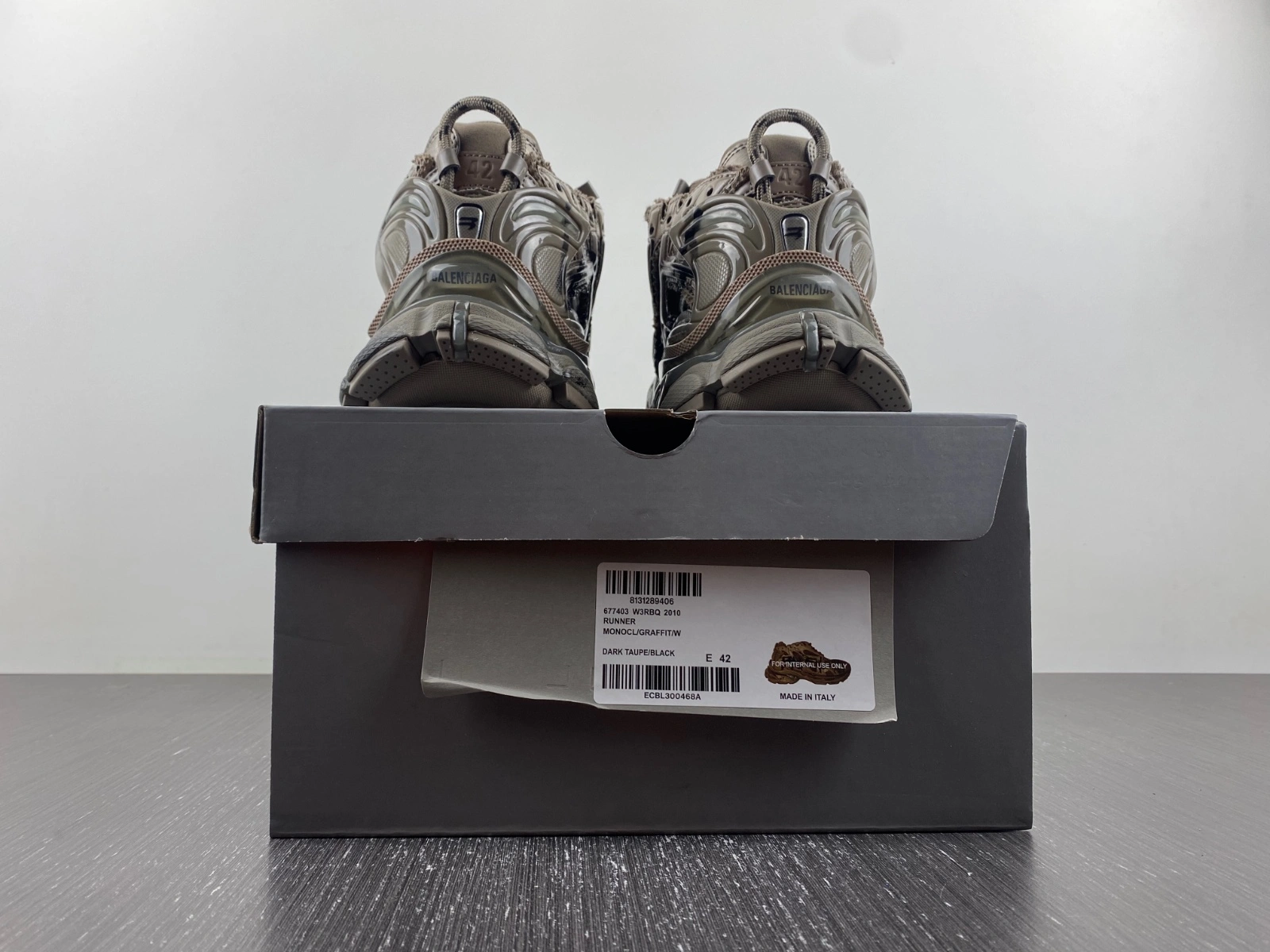 B*alenciaga runner AM 20231018- Upgraded 4414