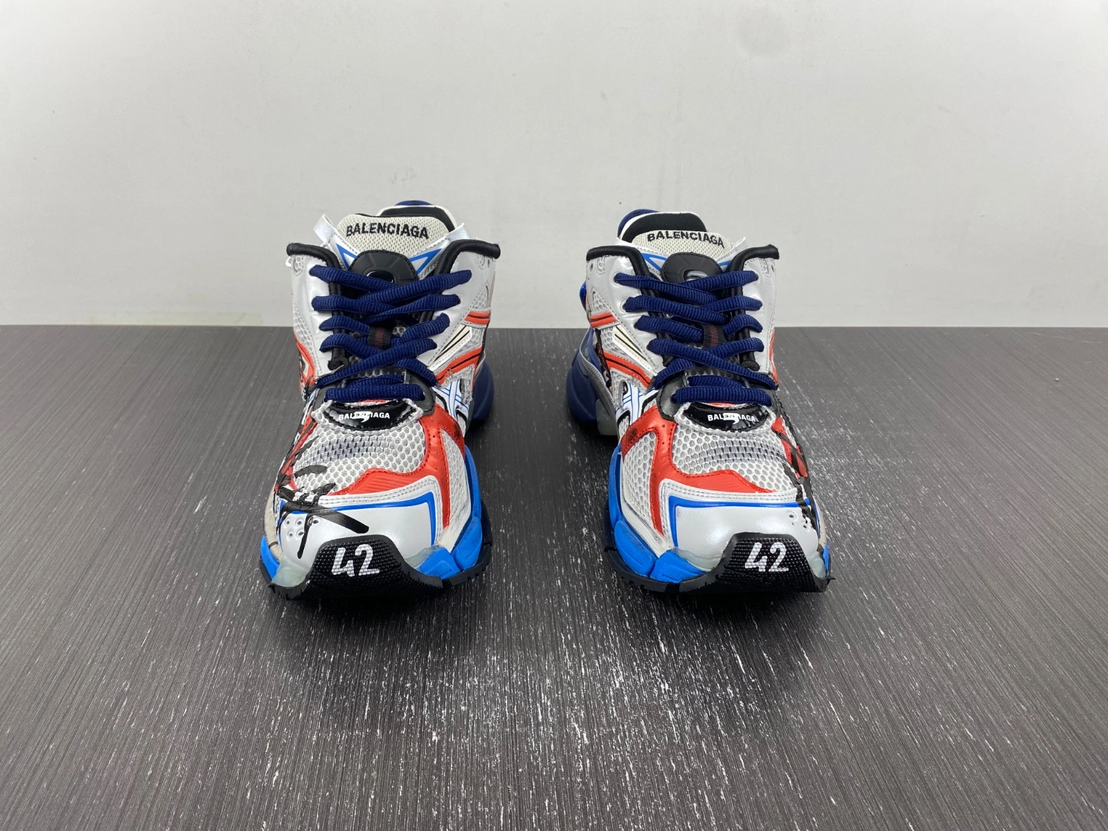 B*alenciaga runner AM 20231019- StreetReady 4400