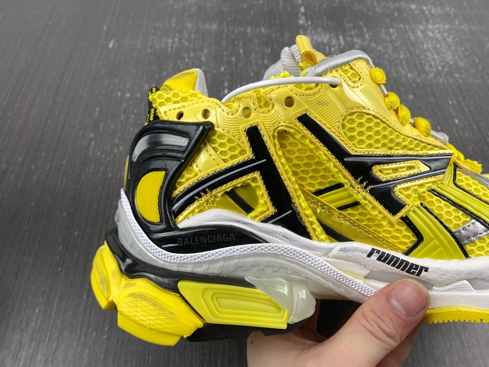 Refined B*alenciaga runner AM 20231019- 4399