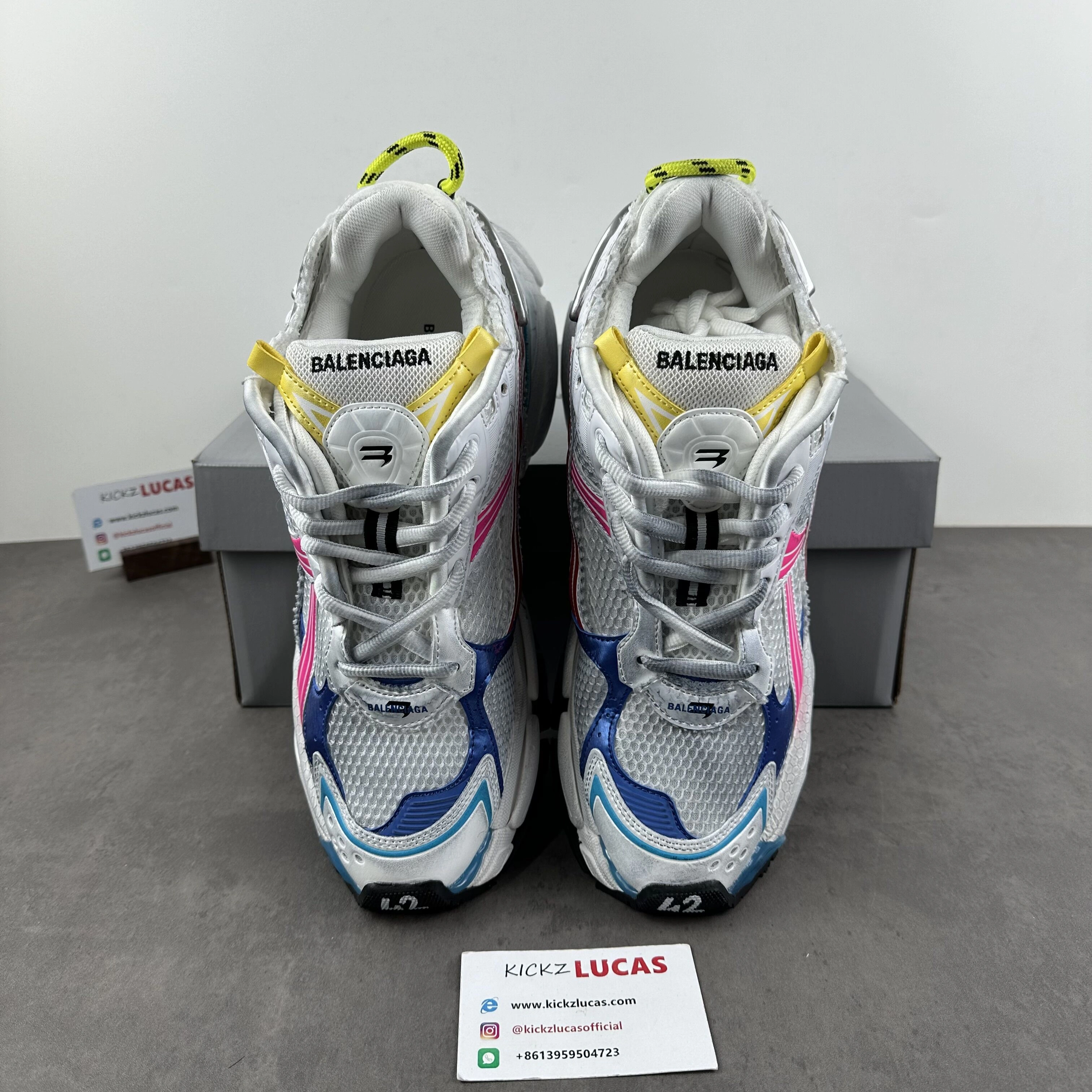 B*alenciaga runner AM 20231019- FreshLook 4404
