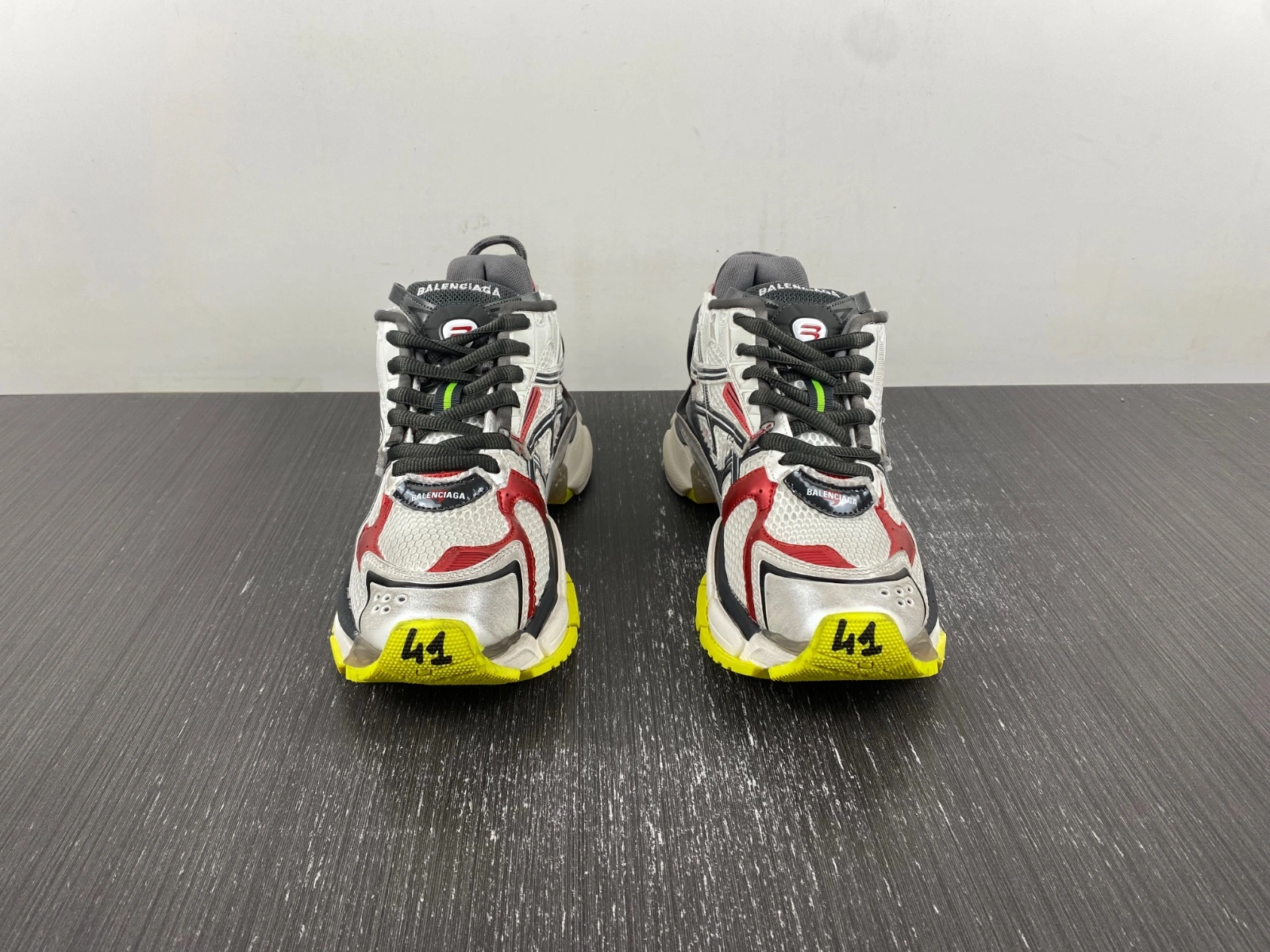 B*alenciaga runner AM 20231019- HighQuality 4402
