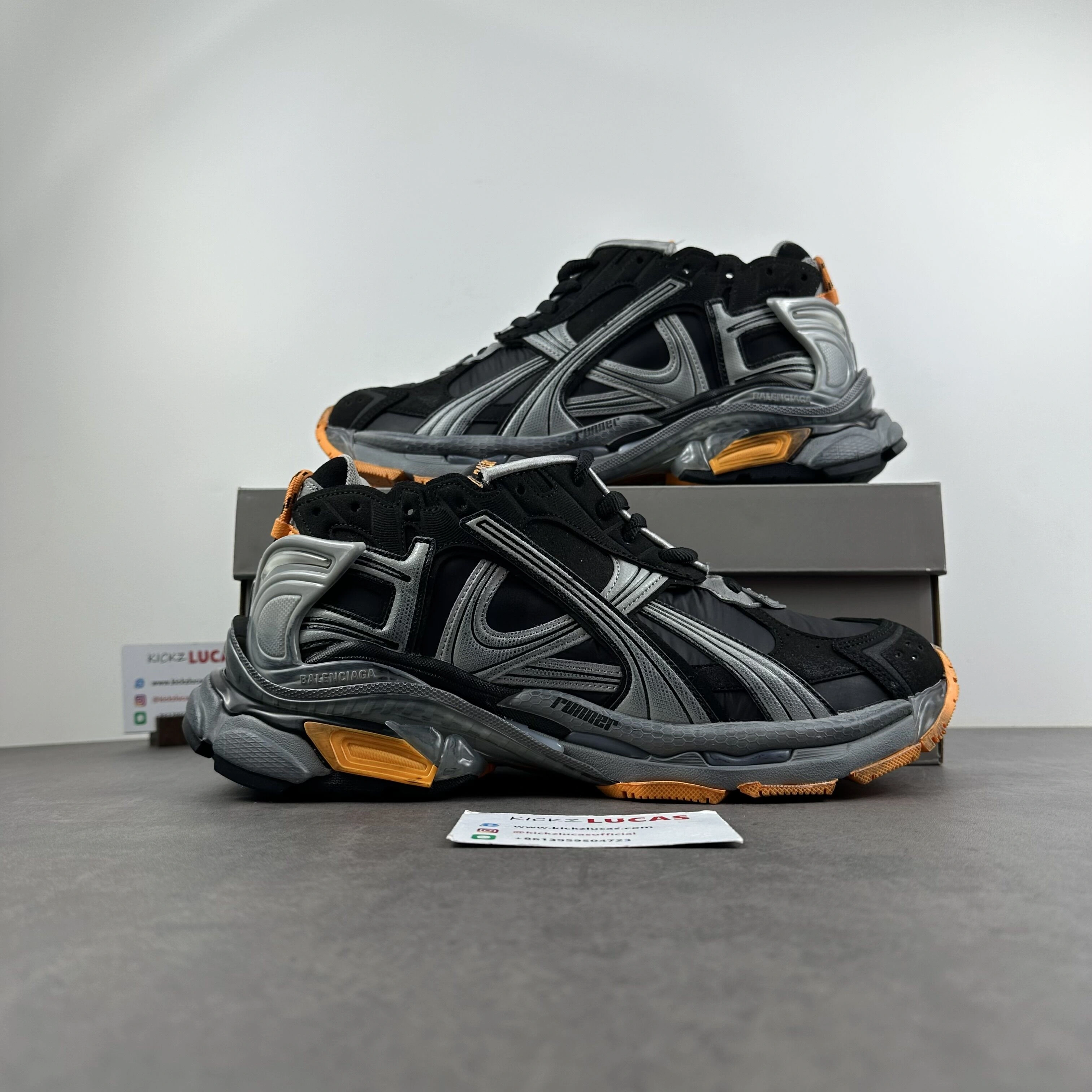 Original B*alenciaga runner AM 20231020- 4397