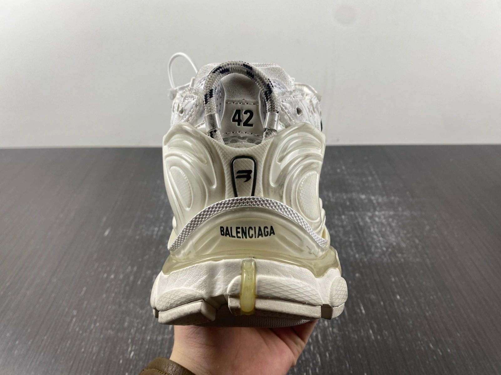 UrbanStyle B*alenciaga runner AM 20231219- 4363